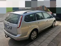 Gebraucht Ford Focus 109 PS (80 kW) 2009 Silber Kombi