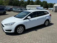 Gebraucht Ford Focus Trend 101 PS (74 kW) 2016 Weiß Limousine