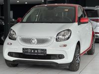 Używany Smart ForFour Passion 71 KM (52 kW) 2016 Biały Hatchback