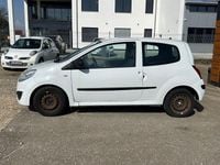 Gebraucht Renault Twingo Authentique 58 PS (42 kW) 2009 Gletscherweiss Kleinwagen