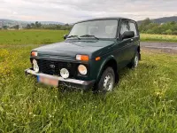 Second-hand Lada niva 81 CP (59 kW) 2011 Verde SUV