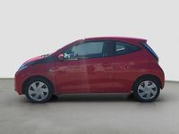 Gebraucht Toyota Aygo X-play 69 PS (50 kW) 2015 Rot Kleinwagen