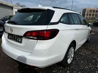 gebraucht Opel Astra Sports Tourer Edition