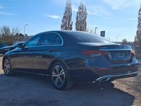 Gebraucht Mercedes E220 200 PS (147 kW) 2022 Schwarz Limousine