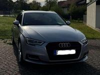 Gebraucht Audi A3 Design 116 PS (85 kW) 2019 Silber Limousine