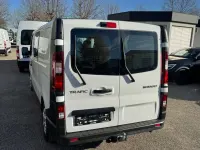 Gebraucht Renault Trafic Komfort 150 PS (110 kW) 2022 Arktisweiß Van / Kleinbus