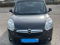 Gebraucht Opel Combo Edition 120 PS (88 kW) 2017 Blau Van / Kleinbus