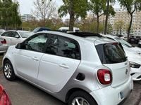 Second-hand Smart ForFour 70 CP (51 kW) 2015 Alb Hatchback