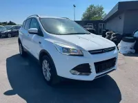 Gebraucht Ford Kuga Titanium 150 PS (110 kW) 2016 Weiß SUV