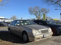 Gebraucht Mercedes E200 136 PS (100 kW) 1999 Limousine