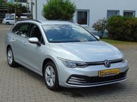 Gebraucht VW Golf VIII Life 110 PS (80 kW) 2022 Reflexsilber metallic Kombi