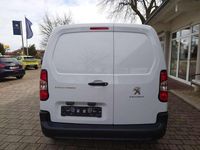 Gebraucht Peugeot Partner Premium 102 PS (75 kW) 2024 Eisweiß Van / Kleinbus