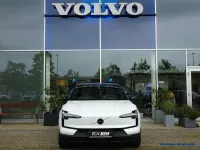 Neu Volvo EX30 Ultra 200 kW (272 PS) 2026 707 crystal white metallic SUV