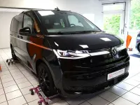 Gebraucht VW T7 Style 150 PS (110 kW) 2024 Schwarz Van