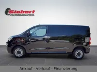 Gebraucht Peugeot Expert 122 PS (89 kW) 2021 Schwarz Van