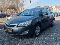 Gebraucht Opel Astra Selection 101 PS (74 kW) 2011 Grau Kleinwagen