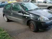 Gebraucht Renault Clio 58 PS (42 kW) 2004 Schwarz Kleinwagen