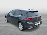 Gebraucht VW Golf VIII Style 131 PS (96 kW) 2024 Grau Limousine
