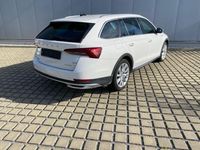 Gebraucht Skoda Octavia 150 PS (110 kW) 2022 Candy weiß Kombi