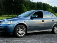 Gebraucht Opel Astra 101 PS (74 kW) 1998 Blau Limousine