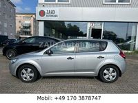 Gebraucht Kia Ceed 109 PS (80 kW) 2009 Grau Kleinwagen