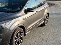 Gebraucht Ford Kuga ST-Line 150 PS (110 kW) 2017 Grau SUV