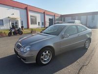 Gebraucht Mercedes C180 143 PS (105 kW) 2007 Silber Coupé