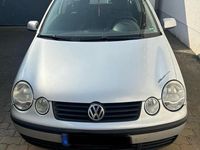 Gebraucht VW Polo 75 PS (55 kW) 2002 Silber Kleinwagen