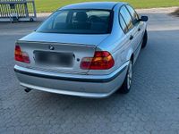 Gebraucht BMW 318 2001 Silber Limousine