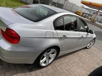 gebraucht BMW 320 i e90