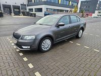 Gebraucht Skoda Octavia 140 PS (102 kW) 2013 Grau Limousine