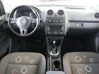 Second-hand VW Caddy Maxi 140 CP (102 kW) 2011 Verde Monovolum