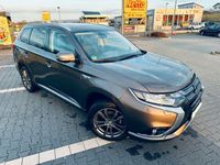 gebraucht Mitsubishi Outlander P-HEV PLUS 2.0 MIVEC PHEV 4WD