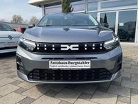 Neu Dacia Sandero Essentiel 101 PS (74 kW) 2026 Grau Limousine