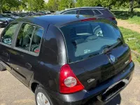 Używany Renault Clio II Expression 75 KM (55 kW) 2009 Czarny Hatchback