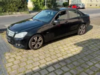 Gebraucht Mercedes 180 156 PS (114 kW) 2011 Schwarz Limousine