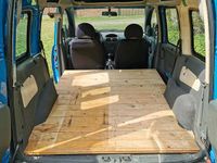Second-hand Opel Combo 65 CP (47 kW) 2003 Albastru Monovolum