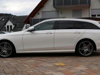 Gebraucht Mercedes E220 AMG line 194 PS (142 kW) 2017 Weiß Kombi