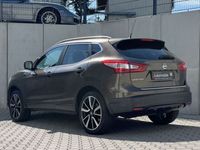 Gebraucht Nissan Qashqai Tekna 131 PS (96 kW) 2016 Braun SUV