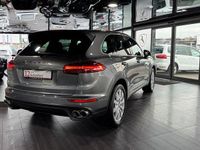 Gebraucht Porsche Cayenne S 420 PS (308 kW) 2016 Grau SUV