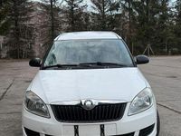 Gebraucht Skoda Roomster 80 PS (58 kW) 2010 Weiß Van / Kleinbus