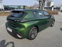 Gebraucht Peugeot 308 Active 131 PS (96 kW) 2023 Grün Limousine