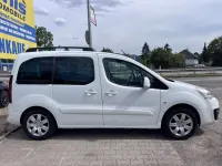 Gebraucht Peugeot Partner Tepee Allure 110 PS (80 kW) 2018 Weiß Van / Kleinbus