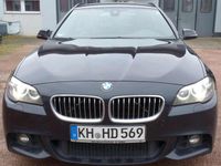 Gebraucht BMW 520 Comfort Edition 190 PS (139 kW) 2016 Carbonschwarz metallic Kombi