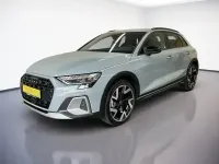 Gebraucht Audi A3 Sport 150 PS (110 kW) 2024 Pfeilgrau perleffekt Limousine