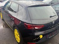 Gebraucht Seat Leon FR 140 PS (102 kW) 2014 Phantomschwarz/universo black Limousine