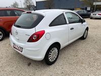 Gebraucht Opel Corsa Selection 69 PS (50 kW) 2012 Weiß Kleinwagen