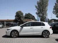 Gebraucht VW Golf VIII R 116 PS (85 kW) 2025 Pure white Limousine