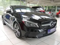 Gebraucht Mercedes CLA200 Shooting Brake Urban 156 PS (114 kW) 2017 Kosmosschwarz  metalliclack Kombi