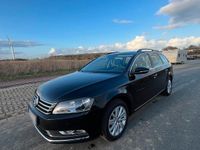 Gebraucht VW Passat 140 PS (102 kW) 2012 Schwarz Kombi